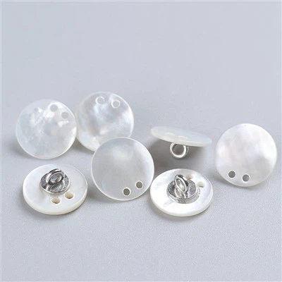 Натуральная белая пуговица с хвостовиком